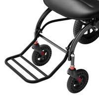 Fauteuil roulant pliable de luxe semi-inclinable avec dossier réglable, cadre en alliage d'aluminium, roues alvéolées de 12 pouces et coussin de siège en cuir souple