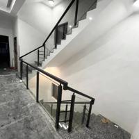 Offre Spéciale : Balustrades et Rampes en Acier Inoxydable pour Escaliers, Balcons et Terrasses Extérieures - Design Moderne, Installation Facile