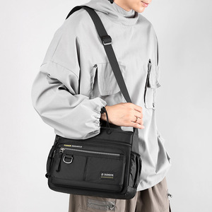 Sac à bandoulière pour homme, grande capacité, imperméable, léger, durable, résistant à l'usure, en tissu Oxford, multi-poches, pour le travail et les loisirs - Product Image 2