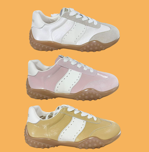 أحذية رياضية نسائية عصرية مصنوعة من الجلد الصناعي الأبيض بتصميم مخصص ونعل سميك للمشي - Product Image 5