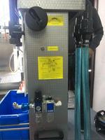 Remplisseuse de liquide corrosif à double tête pour nettoyeur de toilette Harpic Machine de remplissage de liquide de bouteille