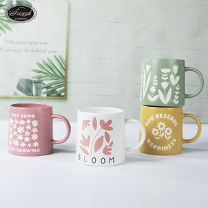 Tazza di <span class=keywords><strong>caffè</strong></span> nordica dipinta a mano gialla tazza di <span class=keywords><strong>caffè</strong></span> personalizzata con fiori tazza di grande capacità per la colazione latte farina d'avena in gres ceramica tazze - Product Image 4