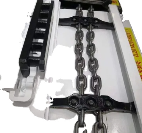 Alloy Steel Roller Chain 8mm/10mm/12mm with Zinc Finish Weld Transmission Chain for Lifting