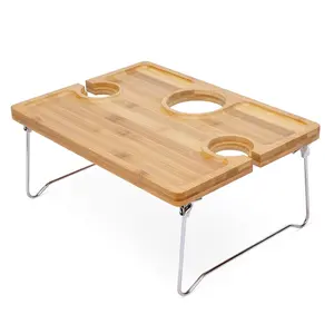 Tavolo da campeggio in legno portabottiglie in vetro di bambù vassoio per Snack tavolo da Picnic pieghevole di basso livello con gamba in metallo