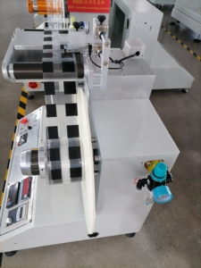 Nouvelle arrivée Lingtie LTD-450C Machine de laminage automatique à vitesse constante <span class=keywords><strong>Film</strong></span>/papier/étiquette personnalisés Emballage alimentaire Haute efficacité - Product Image 5
