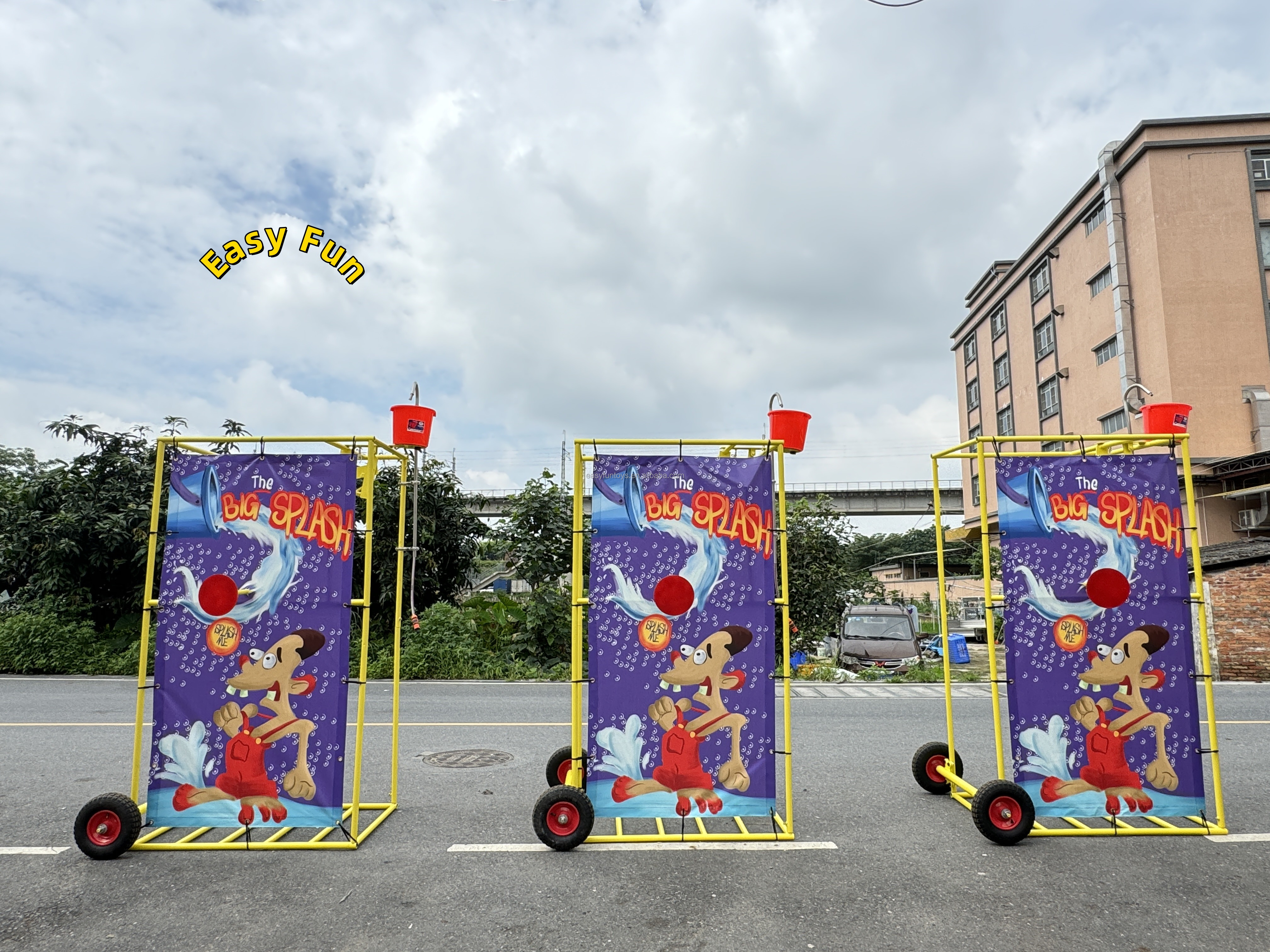 EASYFUN Factory Dunk Tank Carnival Game Indoor/Outdoor Summer Water Play Equipment Metal Dunking Machine Tank Bouncer Pool Sale