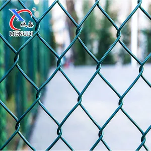 Commercio all'ingrosso PVC rivestito ciclone rete metallica recinzione catena collegamento recinzione 8 piedi di altezza