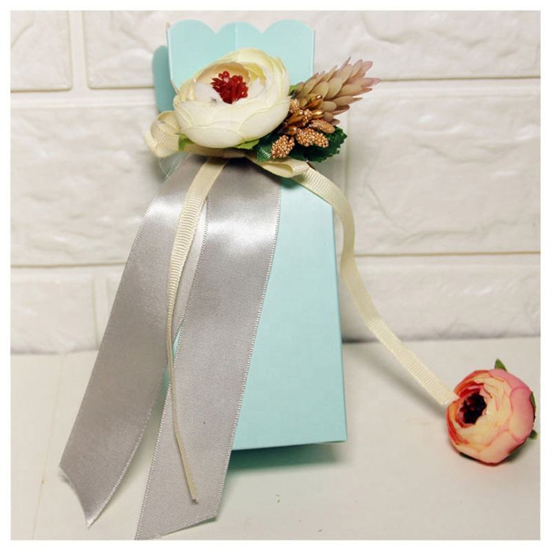 สีน้ำเงิน