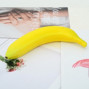 <span class=keywords><strong>Fruits</strong></span> artificiels en plastique jaunes en forme de bananes décoratives pour la <span class=keywords><strong>décoration</strong></span> de la maison - Product Image 4