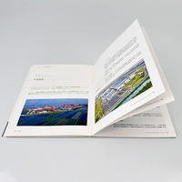 Impression professionnelle de catalogues d'entreprise sur mesure pour les marques de quincaillerie et de vêtements, service de conception de brochures et de magazines scolaires de haute qualité