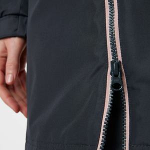 Veste à capuche imperméable pour femme avec logo personnalisé |   Manteau en polyester coupe-vent |   OEM/ODM acceptés - Product Image 6