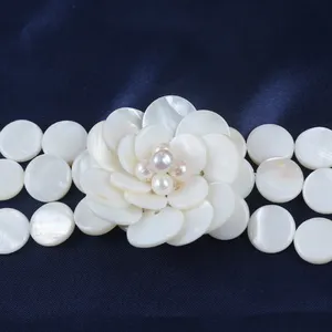 2024 Zhuji perhiasan kalung bunga cangkang mutiara alami desain baru untuk wanita