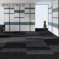 Tapis d'hôtel de luxe PP Nylon Jacquard Tapis de bureau commercial Carreaux de sol en PVC Tapis carré 50x50 25x100