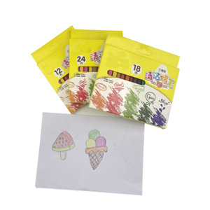 Crayons de couleur en plastique, crayons triangulaires amusants personnalisés pour enfants - Product Image 3