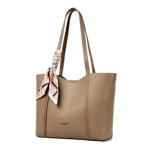 กระเป๋าโท้ทหนังลายลิ้นจี่ขนาดใหญ่ พร้อมผ้าพันคอรูปทรงเรขาคณิตสำหรับผู้หญิง ใช้สำหรับช้อปปิ้งในชีวิตประจำวัน - Product Image 2