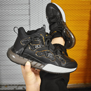 Nuevas zapatillas deportivas de caña alta a la moda con suela suave tipo palomitas de maíz y transpirabilidad, diseñadas por un diseñador de renombre. - Product Image 1