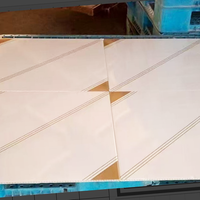 Plafond en PVC écologique avec design graphique pour salle de bain, cuisine, sous-sol, appartement, salon, villa