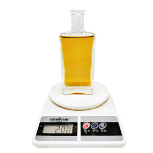 Fabricants chinois, vente en gros, bouteilles en verre super flint personnalisées de 200 ml avec fond en liège pour la tequila et les spiritueux - Product Image 1