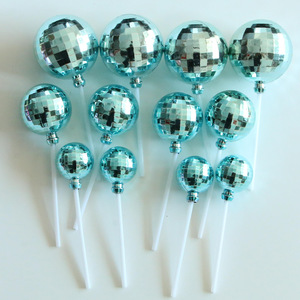 12 pièces/paquet, décorations de gâteau en forme de boule disco en plastique, décorations de gâteau d'anniversaire, pour fête sur le thème du disco - Product Image 6