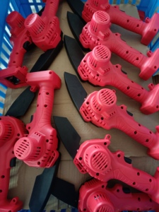 Máy Cưa Xích Lithium Pin 4/6 Inch OEM Bán Chạy Máy Cưa Xích Điện Mini Không Dây Cầm Tay - Product Image 6