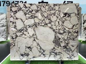 Dalles de carrelage en porcelaine effet marbre Calacatta Viola pour crédence de cuisine et revêtement mural pour hôtels, provenance Italie - Product Image 3