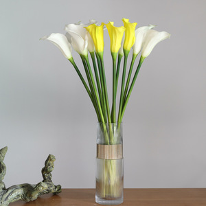 Flores Artificiales de Lirio Calla de PU con Tacto Real - Decoración Ecológica para Navidad, Pascua y Bodas, Uso Interior/Exterior - Product Image 2