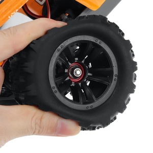 HOSHI MJX MEW4 M163 1/16 2.4G 4WD Auto RC sin Escobillas de Alta Velocidad Todoterreno 39km/<span class=keywords><strong>h</strong></span> con Faros Delanteros, Modelos de Vehículos de Juguete - Product Image 6