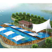 Structure de membrane tendue anti-âge personnalisée, auvent haute résistance à la déchirure, toile PVDF pour sites touristiques extérieurs, rues commerciales, places publiques