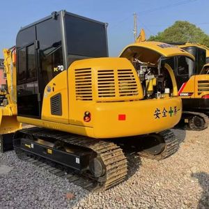 Excavadora Komastu Pc70 Usada en Buenas Condiciones, Original de Japón, 7 Toneladas, Maquinaria de Segunda Mano de Japón - Product Image 1