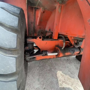 Manipulador de Contenedores Usado de 45 Toneladas, Apilador de Alcance Fantuzzi CS45KM de Segunda Mano, Máquina de Manipulación de Contenedores Pesados de Alta Calidad - Product Image 6