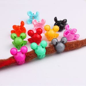 12 قطعة مشابك شعر أكريليك ملونة بتصميم ميكي ماوس صنع في الصين، إكسسوارات شعر صغيرة للفتيات والأطفال، تصميم ميكي لطيف للحفلات - Product Image 2