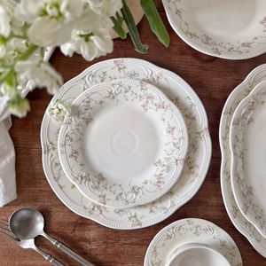 <span class=keywords><strong>Assiette</strong></span> de dîner élégante en porcelaine florale vintage style shabby <span class=keywords><strong>chic</strong></span> 8" 10" et ensemble de tasses et assiettes en céramique superposées pour salade et dessert, idéal pour mariage - Product Image 3