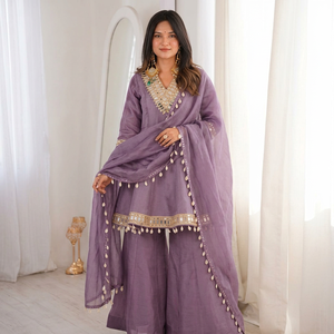 Conjunto de Kurti Corto y Sharara con Bordado de Espejos, Ropa Étnica India al por Mayor, Traje de 3 Piezas de Seda y Chifón de Diseñador, Salwar Kameez Pakistaní - Product Image 5