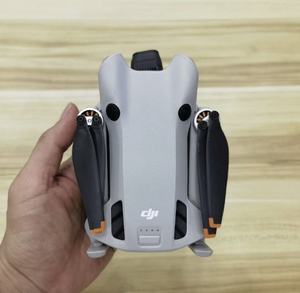 Dron con Cámara Prosumer Mini 4 Pro Fly More Combo, Dron 4K UAV RC Plegable, Quadcopter de 249g de Plástico - Product Image 2