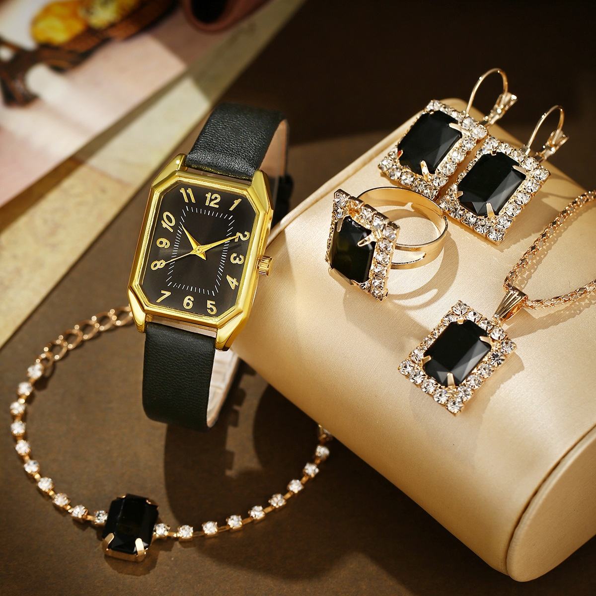 2025 Korean-Style Minimalist Fashion Women's Watch Jewelry Set