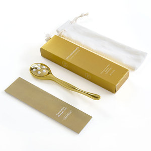 Pure <span class=keywords><strong>Metal</strong></span> Gesicht <span class=keywords><strong>Gua</strong></span> <span class=keywords><strong>Sha</strong></span> Stein Set Beauty Roller Kryotherapie Dual Rolling Massage - Product Image 6