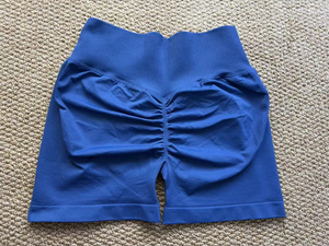 Ensemble <span class=keywords><strong>de</strong></span> <span class=keywords><strong>sport</strong></span> pour femmes, short <span class=keywords><strong>de</strong></span> <span class=keywords><strong>sport</strong></span> à taille haute, <span class=keywords><strong>haut</strong></span> <span class=keywords><strong>de</strong></span> <span class=keywords><strong>sport</strong></span> à manches longues et col rond, ensemble <span class=keywords><strong>de</strong></span> <span class=keywords><strong>sport</strong></span> sans couture pour soulever les fesses, vente en gros à bas prix - Product Image 6