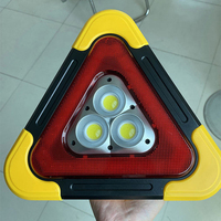 Trépied lumineux de voiture multifonctionnelle à LED, lumière d'urgence, chargement solaire, triangle de voiture, signalisation de sécurité