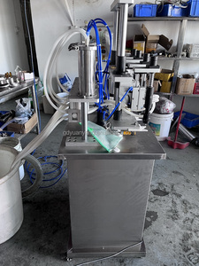 Remplisseur automatique de <span class=keywords><strong>seringue</strong></span> de bouteille de machine de remplissage de parfum des prix bon marché de la CE pour le parfum d'<span class=keywords><strong>huile</strong></span> essentielle - Product Image 5
