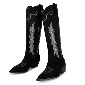 <span class=keywords><strong>Stivali</strong></span> da Cowboy <span class=keywords><strong>Neri</strong></span> in <span class=keywords><strong>Camoscio</strong></span> da Donna WETKISS con Tacco Basso, Cuciture Western, Strass e Gambale Largo al Ginocchio - Vendita all'Ingrosso - Product Image 4