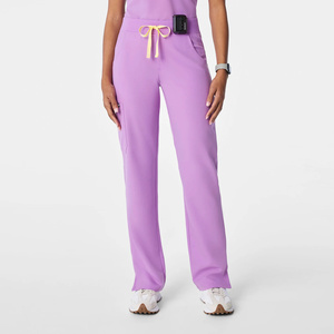 Completi Infermieristici da <span class=keywords><strong>Donna</strong></span>: Set <span class=keywords><strong>Divisa</strong></span> <span class=keywords><strong>Ospedaliera</strong></span> Medica Personalizzabile con Logo, Asciugatura Rapida e Dettagli Elastici Effetto Smerigliato - Product Image 4