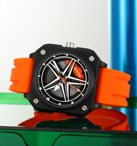 นาฬิกาข้อมือควอตซ์สำหรับผู้ชายหน้าปัดทรงเหลี่ยมหน้าปัดสีใสตัวเรือนหมุนได้แรงบันดาลใจจากรถสายนาฬิกาซิลิโคนกันน้ำ - Product Image 4