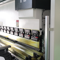 Cnc Hydraulique Electro Presse Plieuse 4 + 1 Axes Delem Control 100T 130T 170T Cnc Cintreuse pour Tôle Métallique
