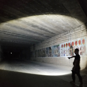 New Hot Nhôm Hợp Kim Mini Xách Tay Xpe + COB Ngoài Trời Kính Thiên Văn Zoom USB Có Thể Sạc Lại Nhỏ LED Torch Ánh Sáng Đèn Pin Chiến Thuật - Product Image 2