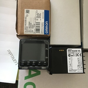 Omron E5CC-8 12V DC IP21 HVAC - Product Image 4