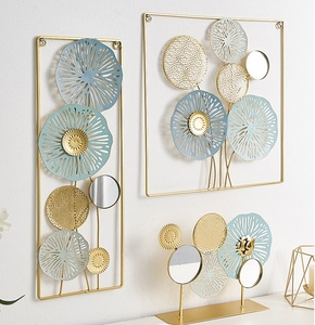 La decorazione da <span class=keywords><strong>parete</strong></span> di lusso scandinava dipinta a mano in ferro creativo eco-compatibile in metallo senza punzonatura aggiunge fascino alla <span class=keywords><strong>parete</strong></span> del <span class=keywords><strong>soggiorno</strong></span> - Product Image 2