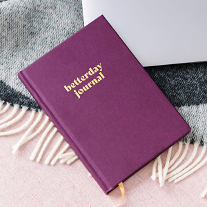 Diario de Gratitud Personalizado con Tapa Dura de Lino A5, <span class=keywords><strong>Libro</strong></span> de Bienestar y Autocuidado con Afirmaciones y Ejercicios de Mindfulness, Sin Fecha - Product Image 2