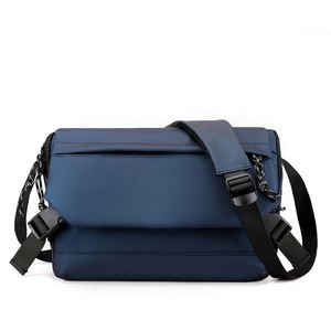 Sac à bandoulière personnalisé avec message de film de mode estivale avec logo vente en gros de sac d'équitation à bandoulière à motif géométrique - Product Image 2