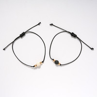 Bracelet de promesse rose au design tendance, cadeau de bijoux, 2 pièces, bracelet de couple en pierre de lave naturelle noire et blanche avec carte de vœux