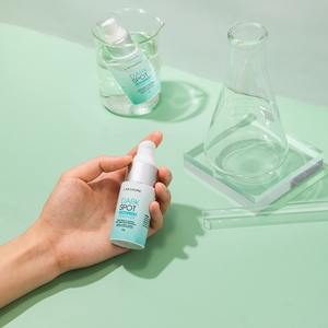 <span class=keywords><strong>Crème</strong></span> Correctrice Anti-Taches Profondément Blanchissante à l'Acide Hyaluronique <span class=keywords><strong>pour</strong></span> la Nuit sur Peaux Normales - Élimine le <span class=keywords><strong>Mélasma</strong></span> et les Taches de Rousseur - Product Image 2